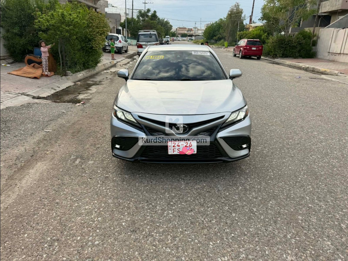 Toyota Camry 2024