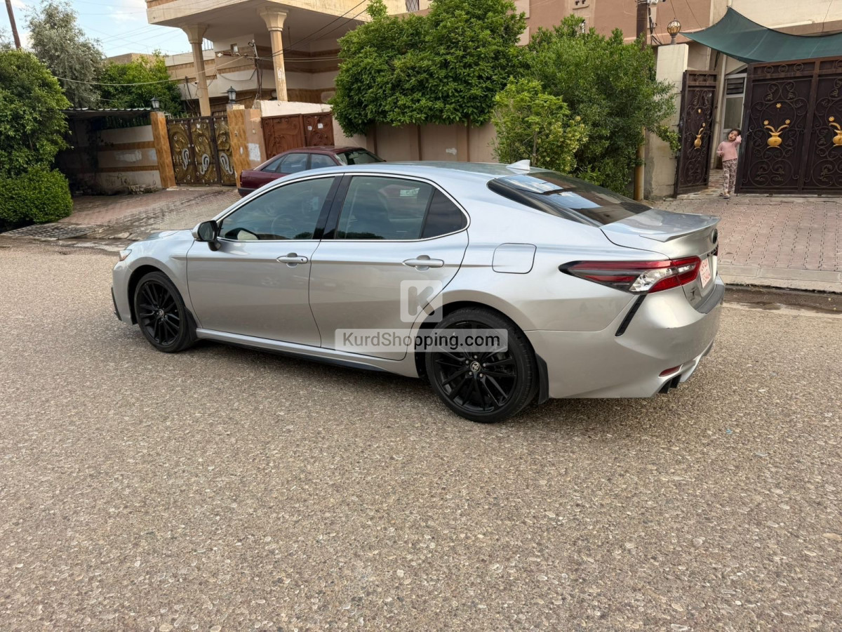 Toyota Camry 2024