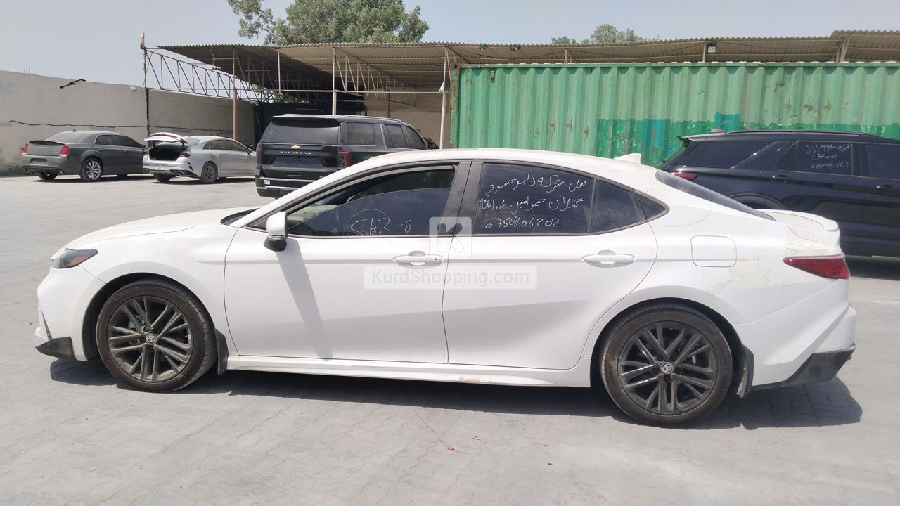 Toyota Camry 2025