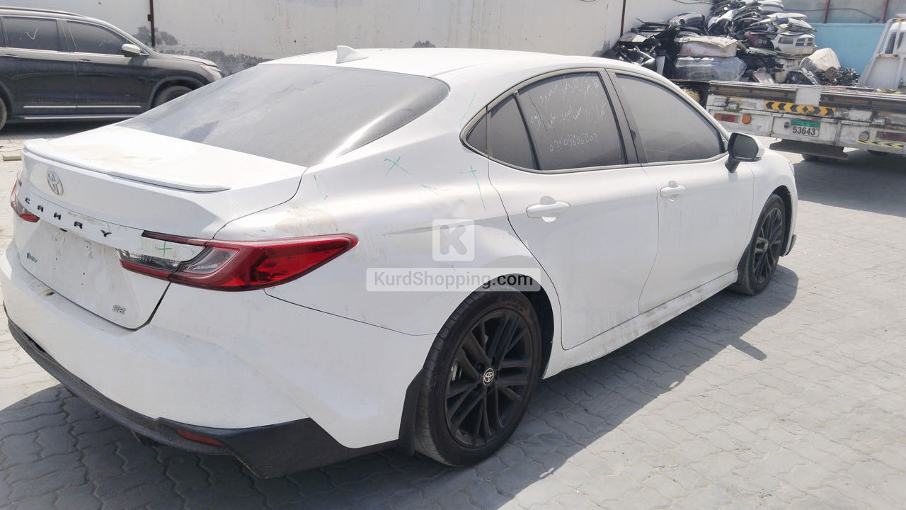Toyota Camry 2025