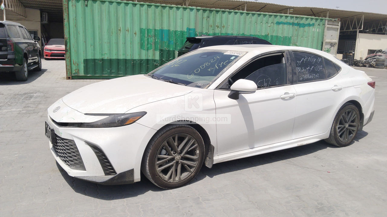 Toyota Camry 2025