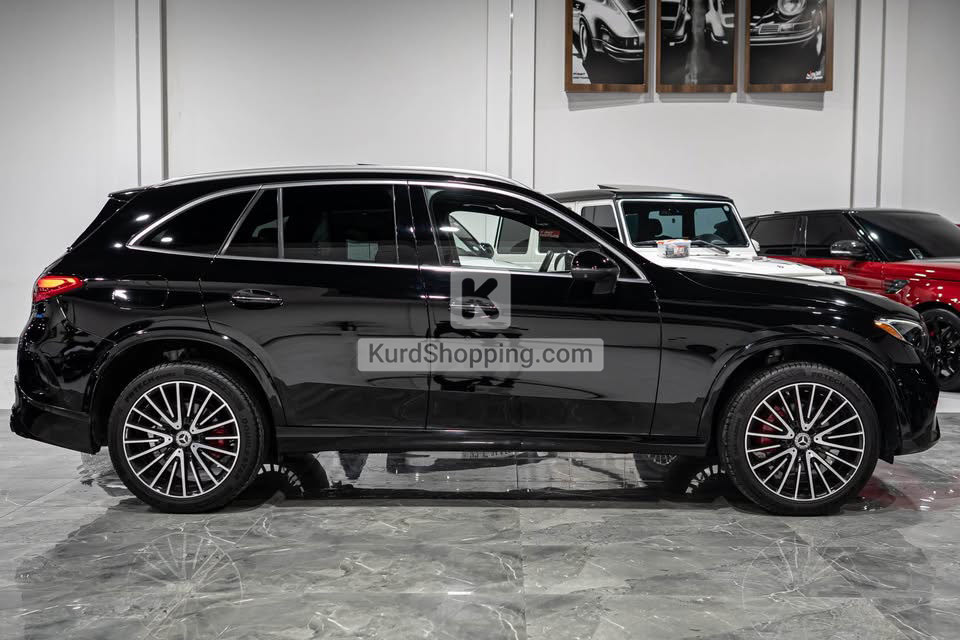 Mercedes Benz GL-Class 2023