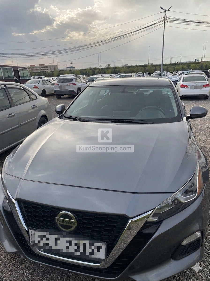 Nissan Altima 2020