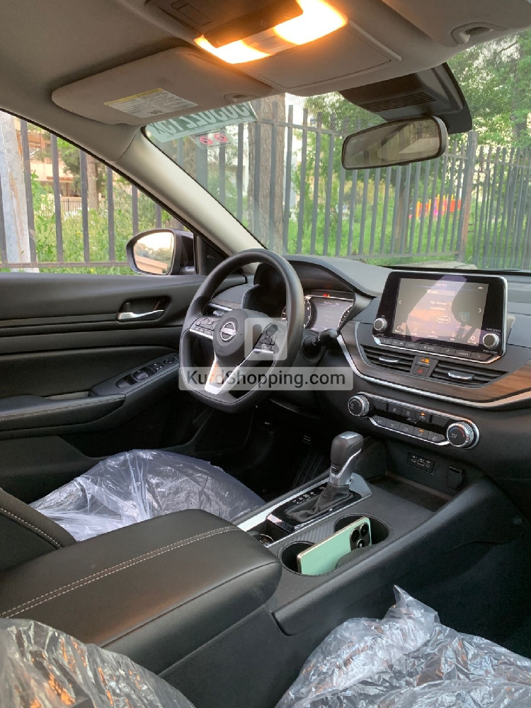 Nissan Altima 2025