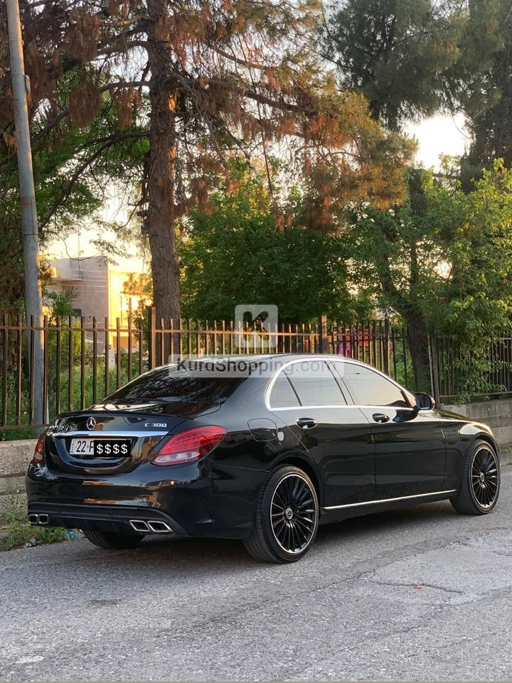 Mercedes Benz C-Class 2016
