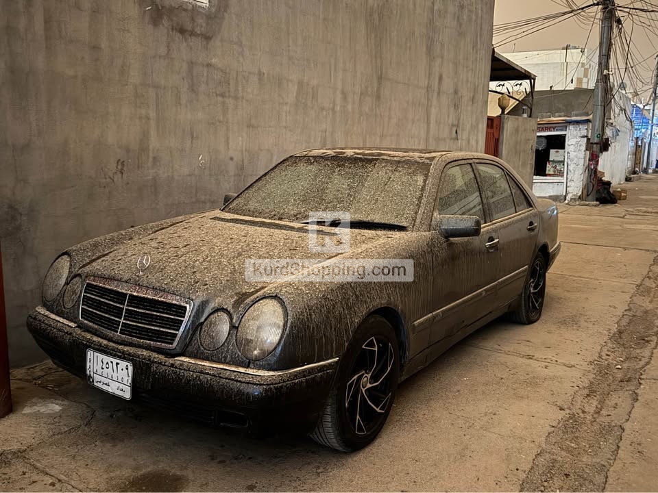 Mercedes Benz E-Class 2001