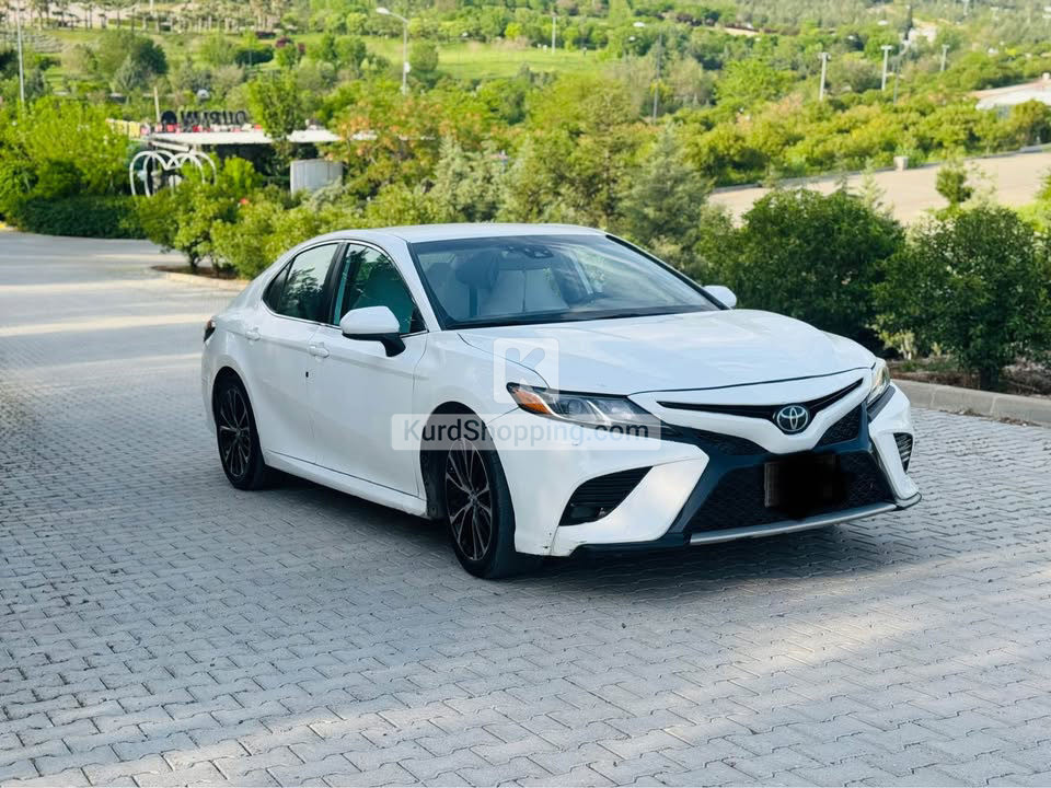 Toyota Camry 2018
