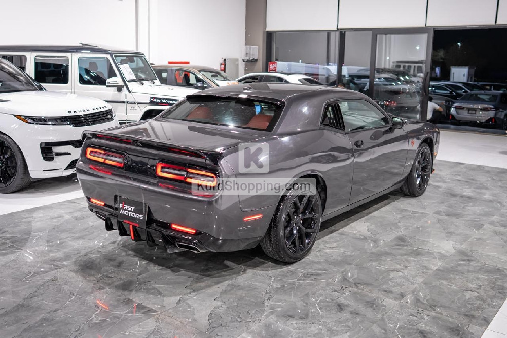 Dodge Challenger 2023