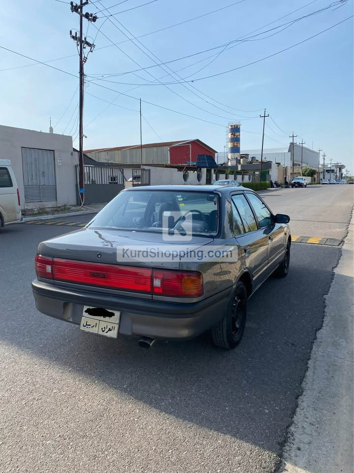 Mazda 323 1993