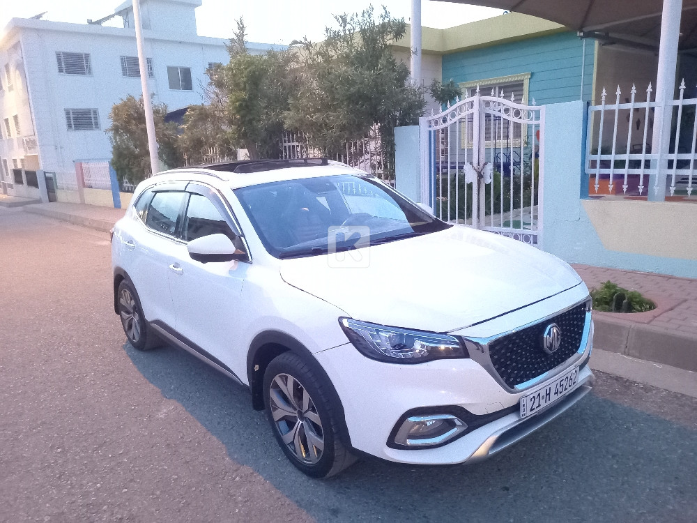 MG HS 2021