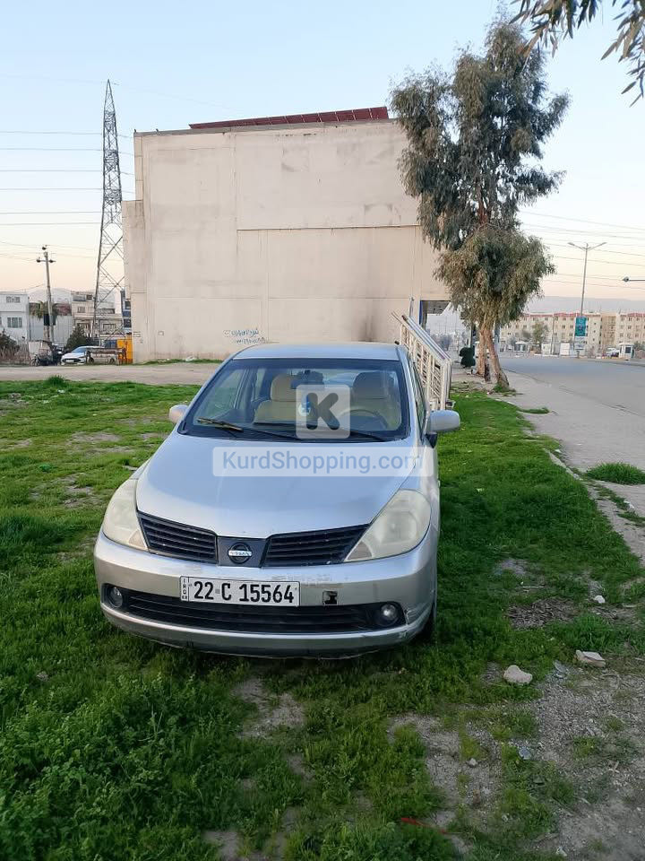 Nissan Tiida 2007