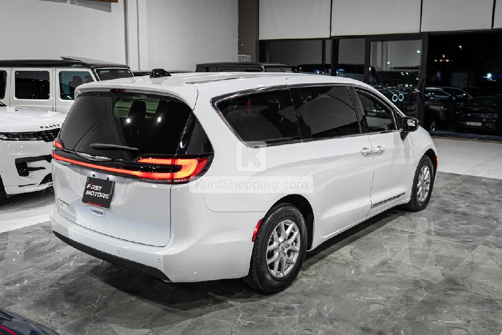 Chrysler Pacifica 2025