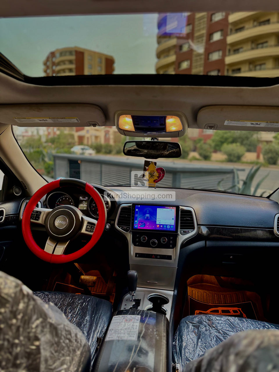 JEEP Laredo 2012