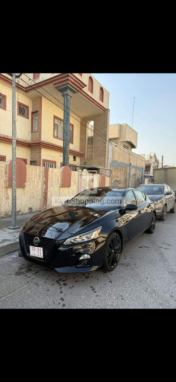 Nissan Altima 2022 SR Midnight Full
