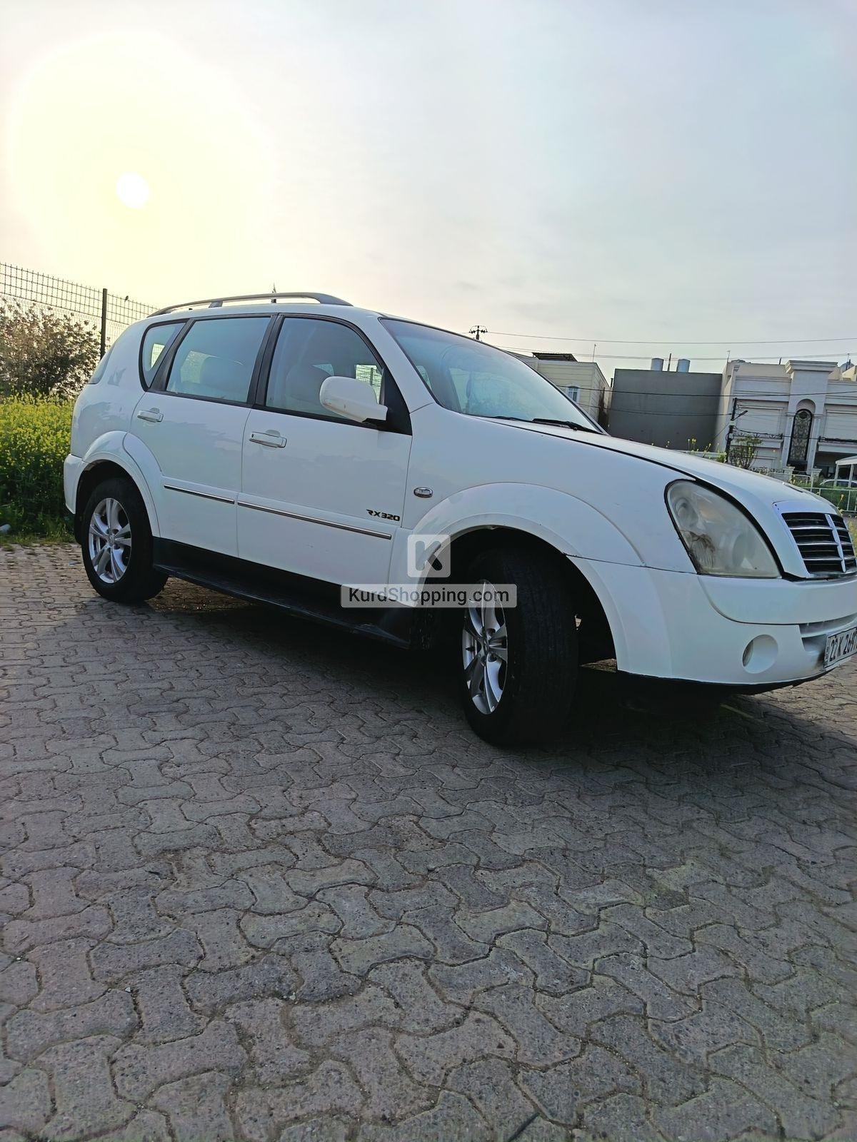 سانگ یۆنگ ڕێکستۆن ٢٠١٢ دەبڵ ئەکسل مەکینە مارسیدس ٦پستۆن
