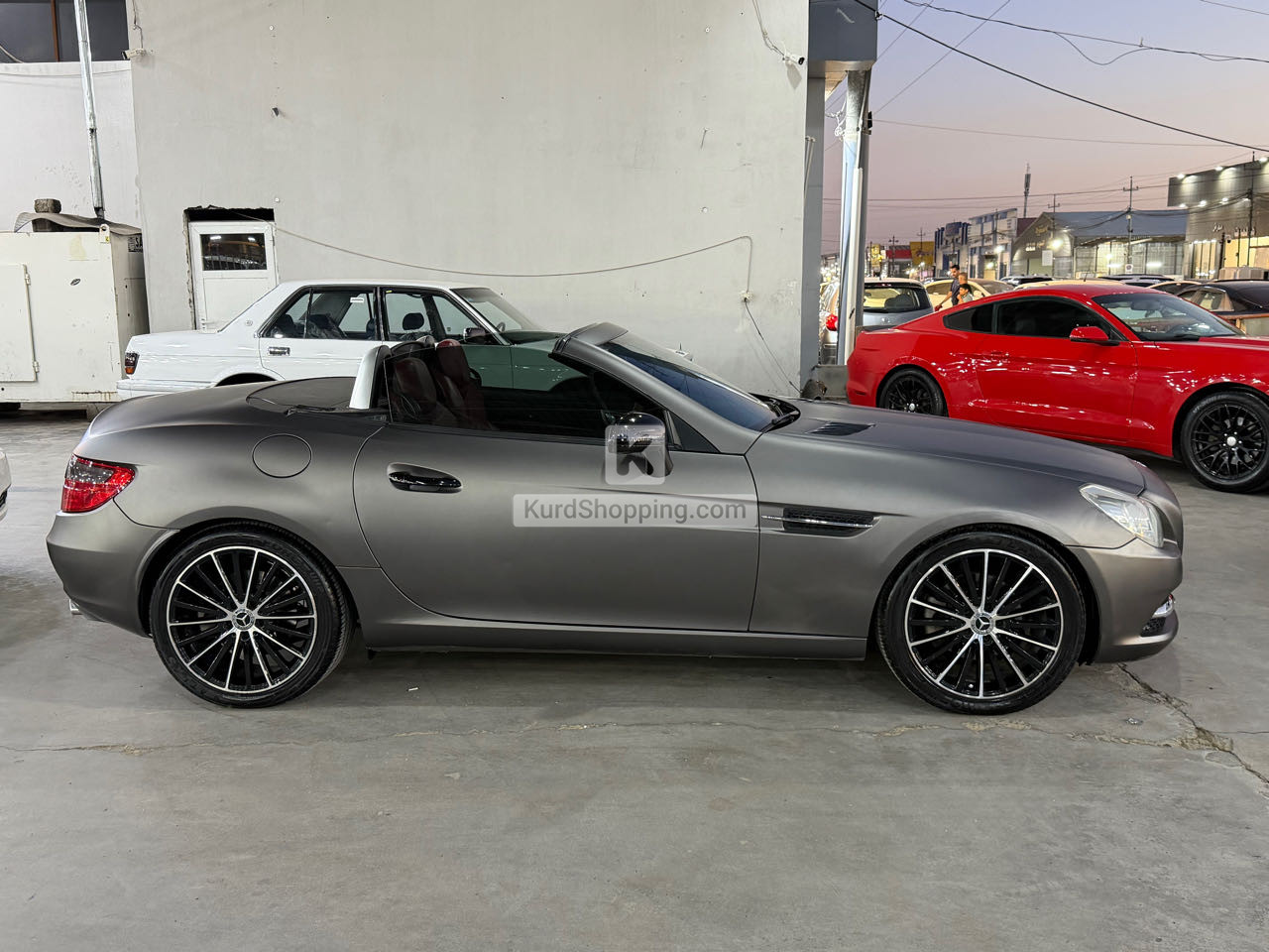 Mercedes Benz SLK-300 2011