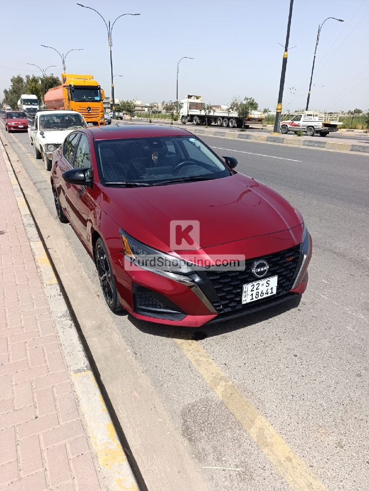 Nissan Altima 2024
