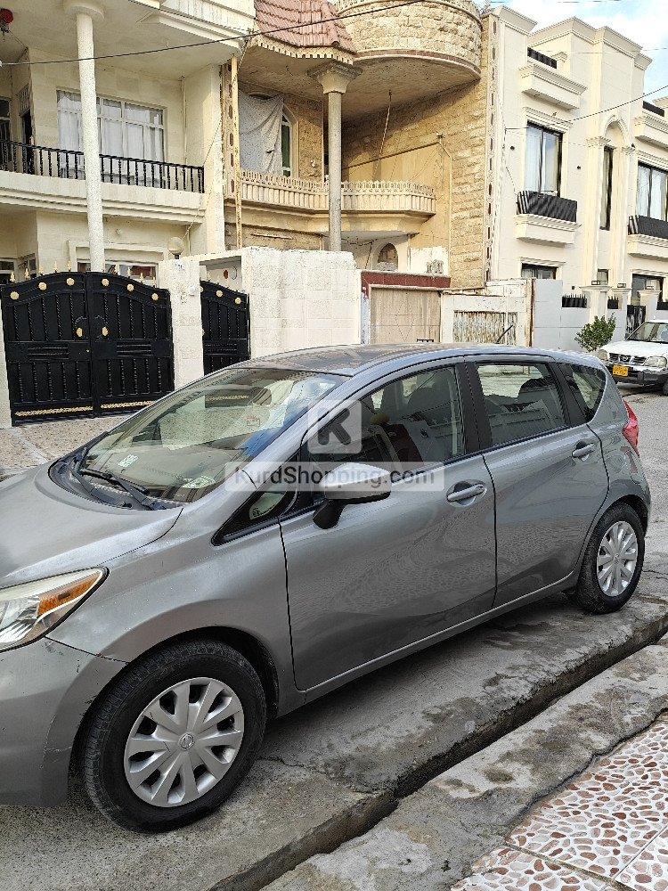 Nissan Versa 2015