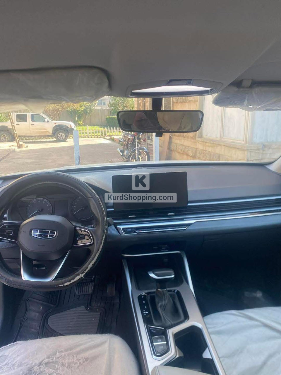 Geely Emgrand 2025