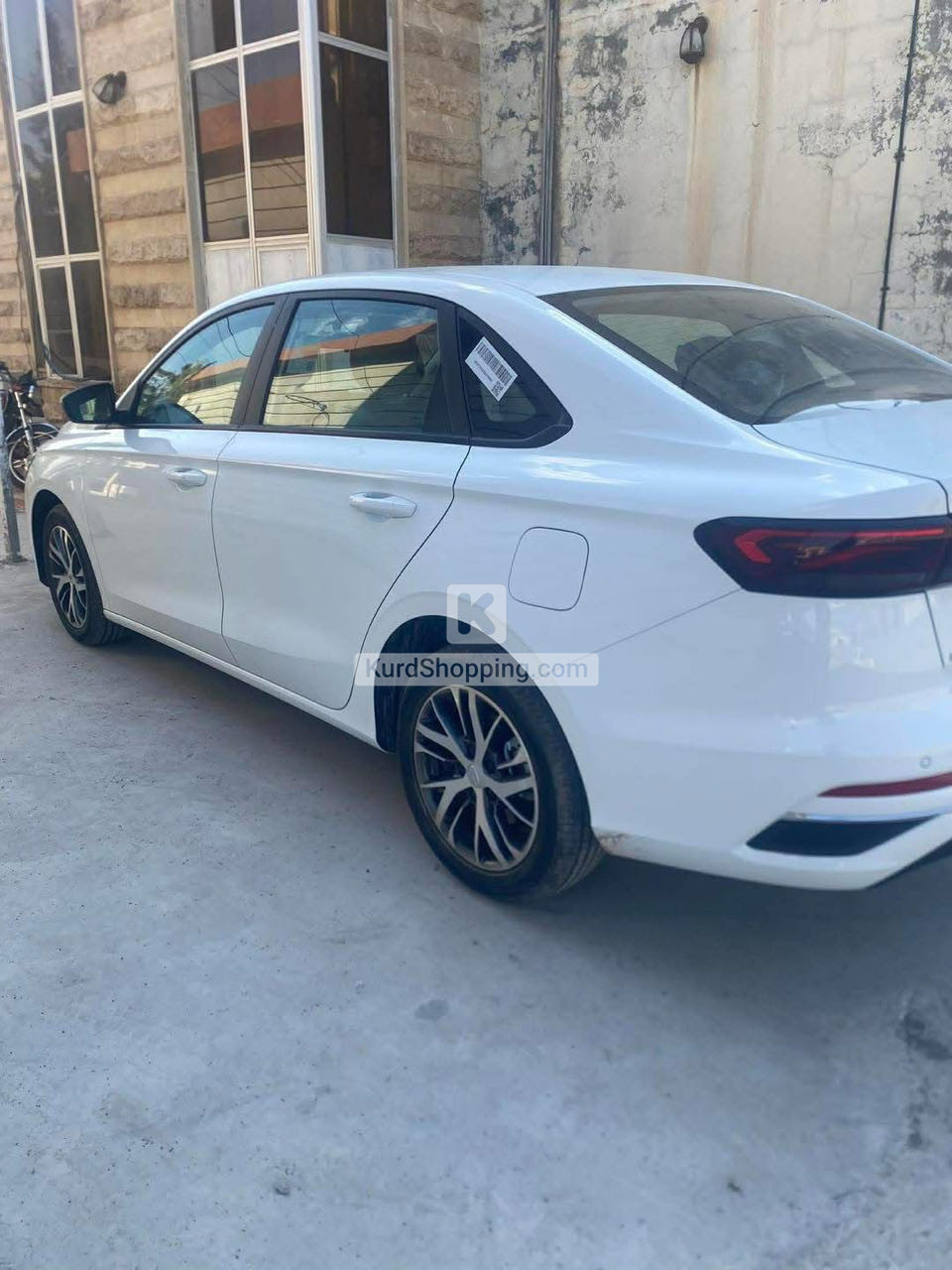 Geely Emgrand 2025