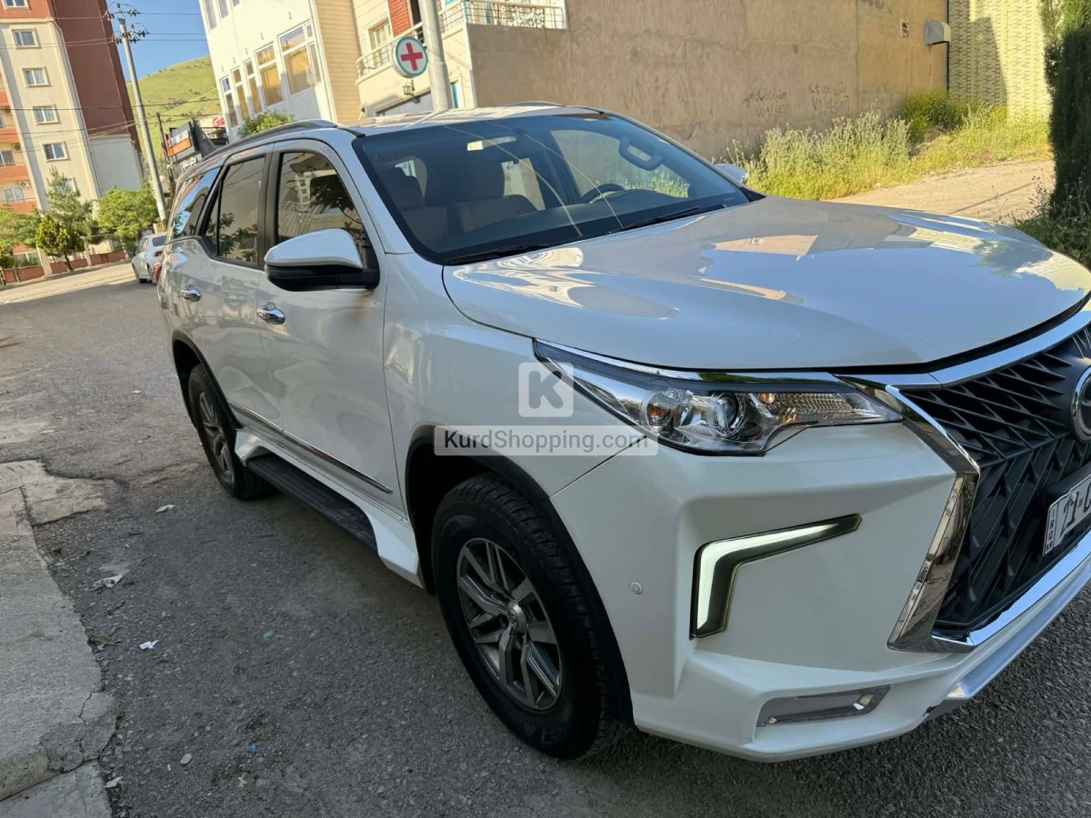 Toyota Fortuner 2020