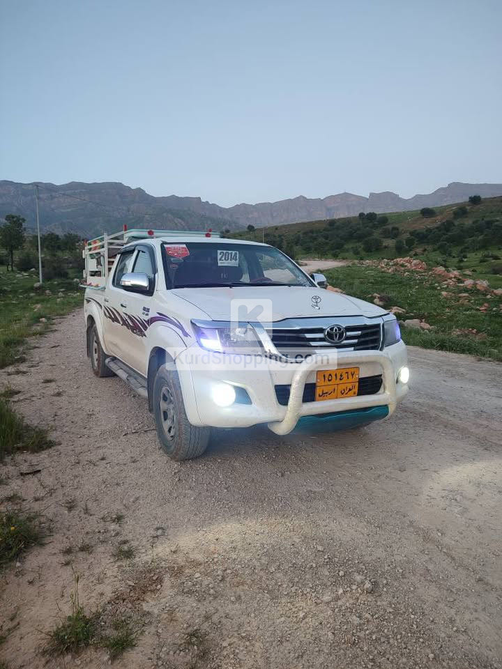 Toyota Hilux 2014