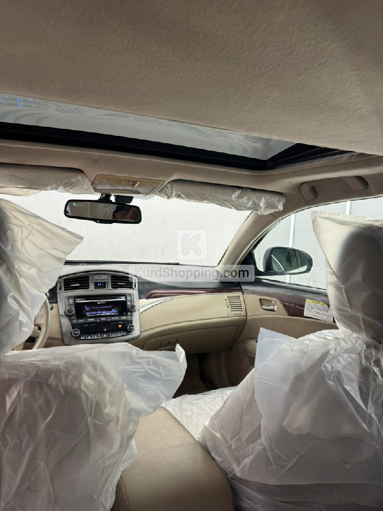 Toyota Avalon 2012