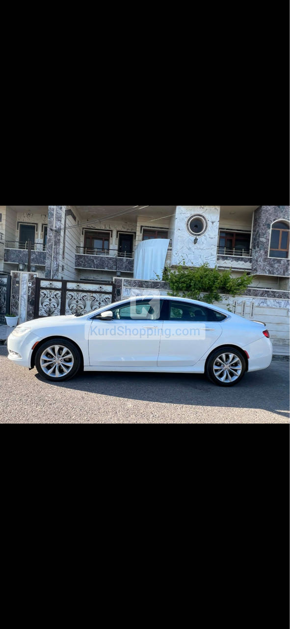 Chrysler 200C 2016 2.4L
