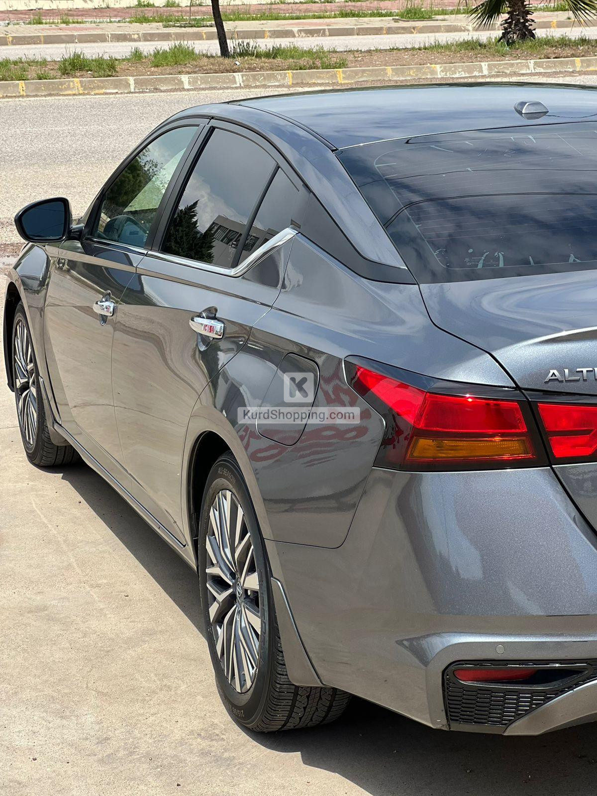 Nissan Altima 2023