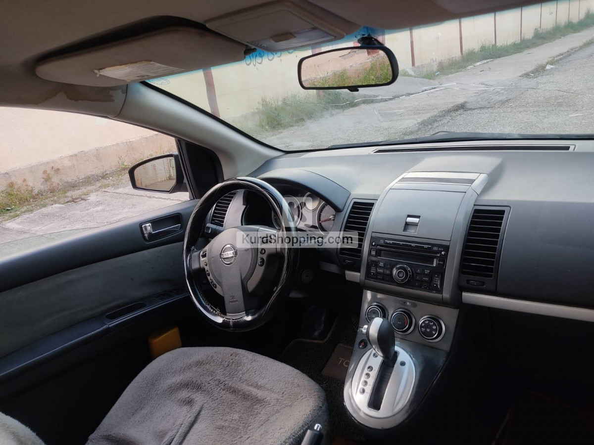 Nissan Sentra 2011
