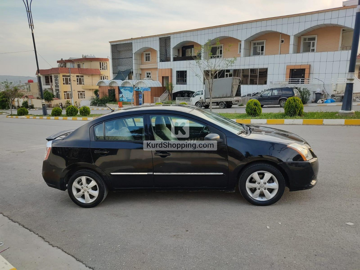 Nissan Sentra 2011