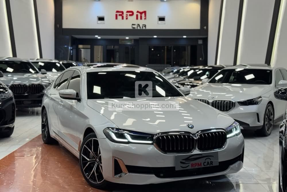 BMW 5 Series 2021