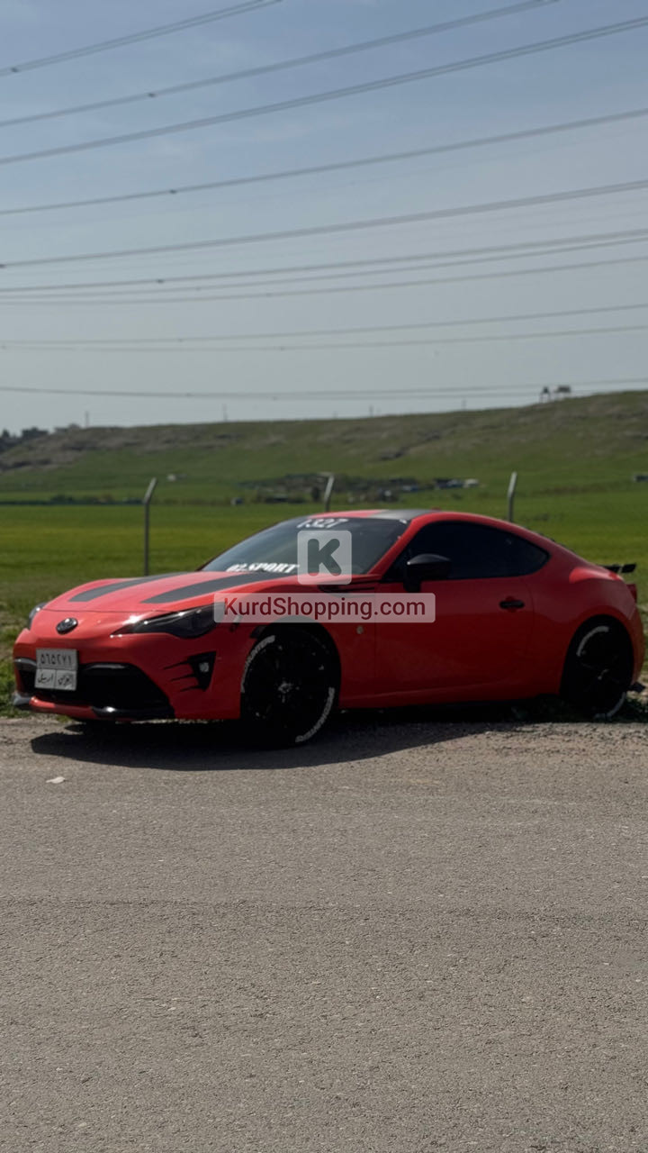 Toyota GT 86 2017 Full