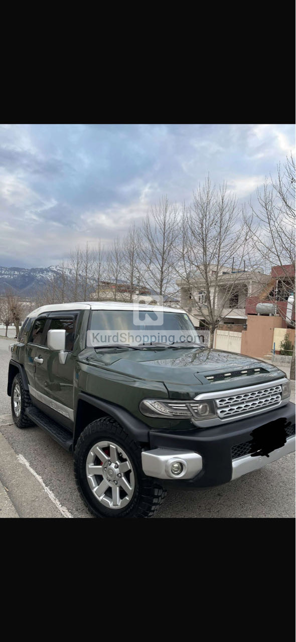 Toyota ئێف جەی کروزەر 2013