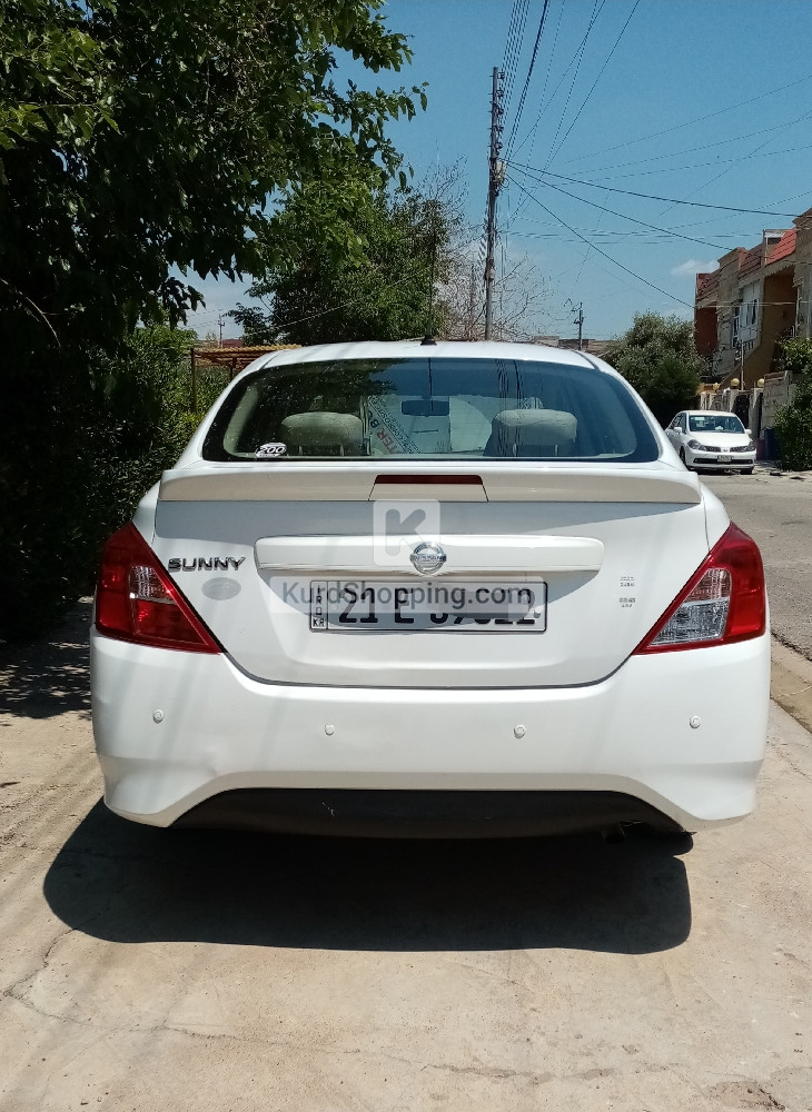 Nissan Sunny 2021