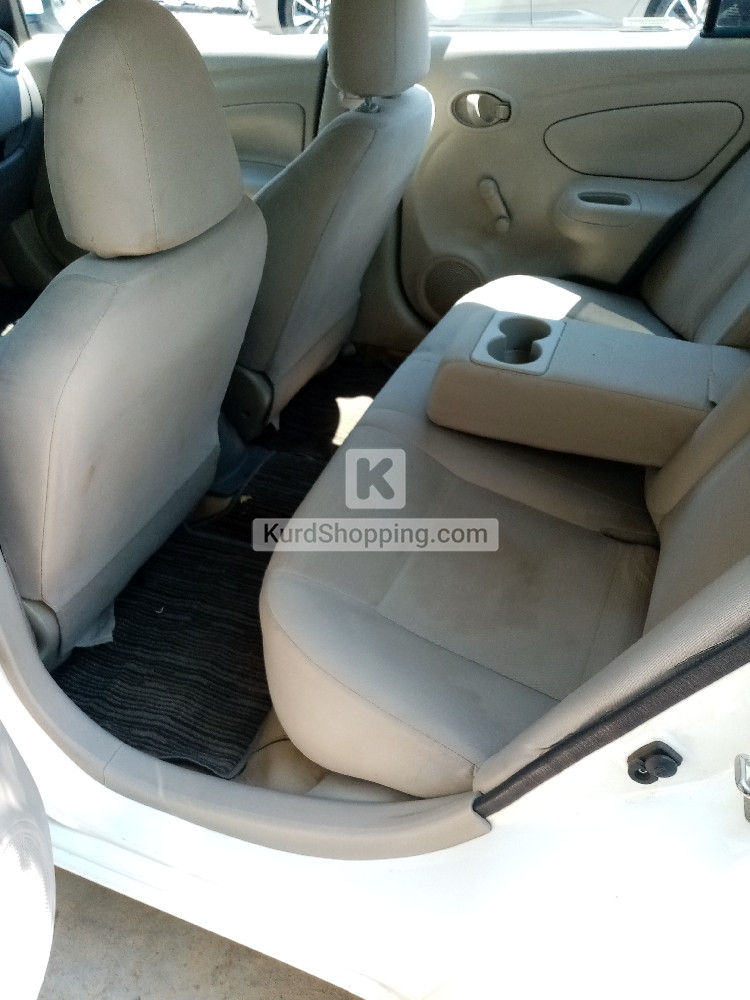 Nissan Sunny 2021