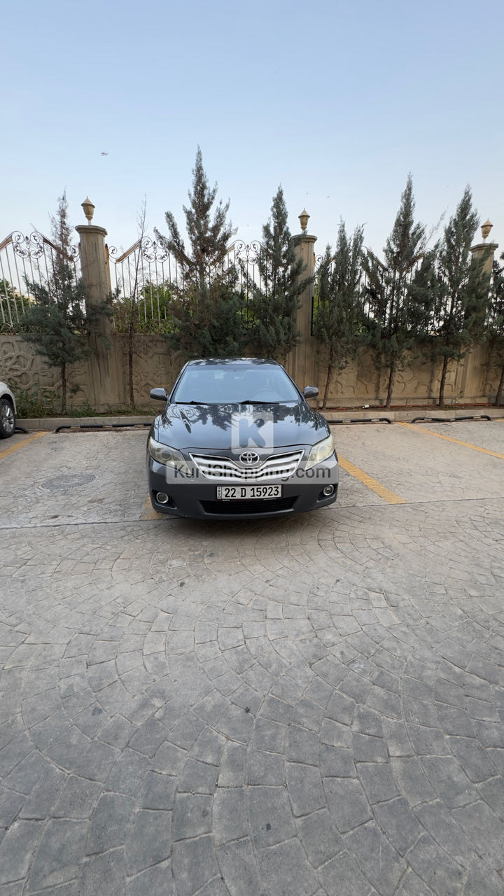 Toyota Camry 2011
