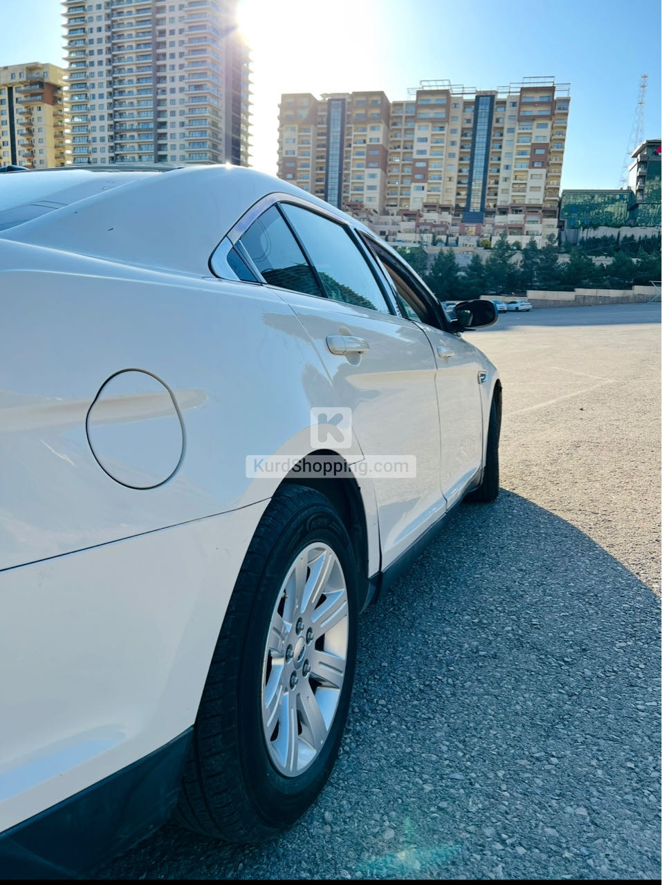 Ford Taurus 2010