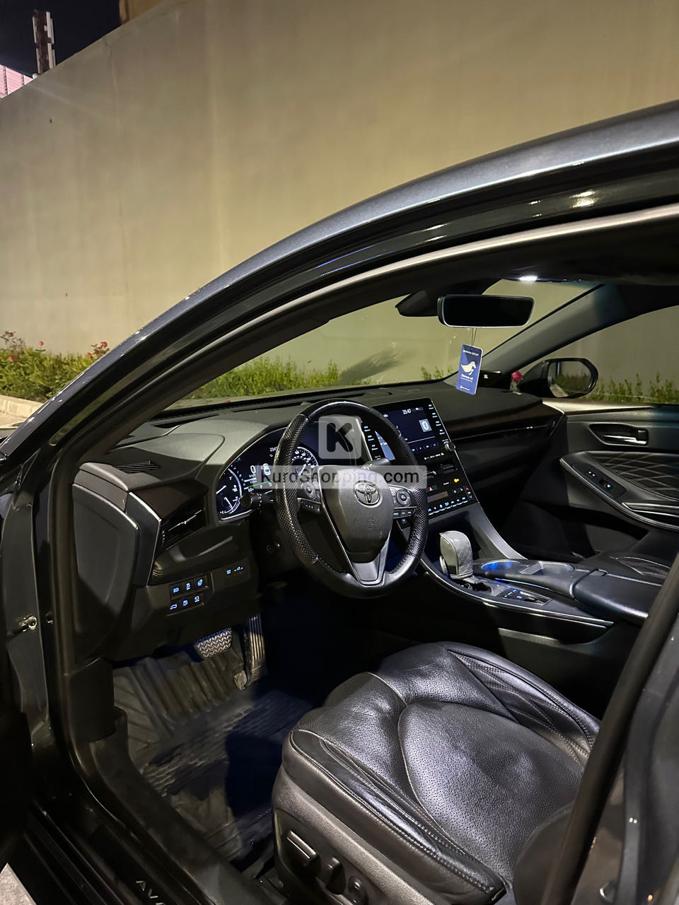 Toyota Avalon 2022