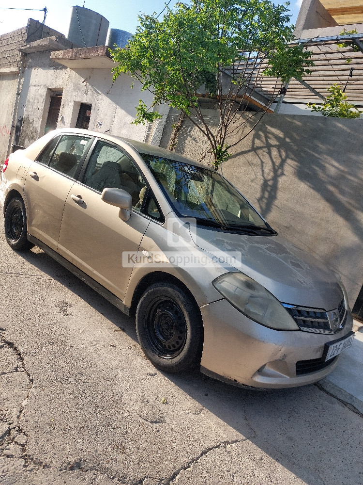 Nissan Tiida 2009