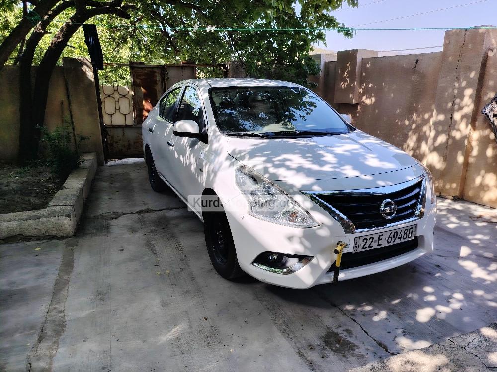 Nissan Sunny 2021