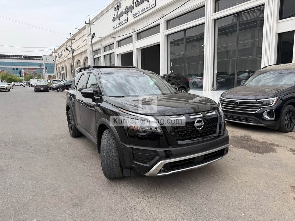 Nissan Pathfinder 2024