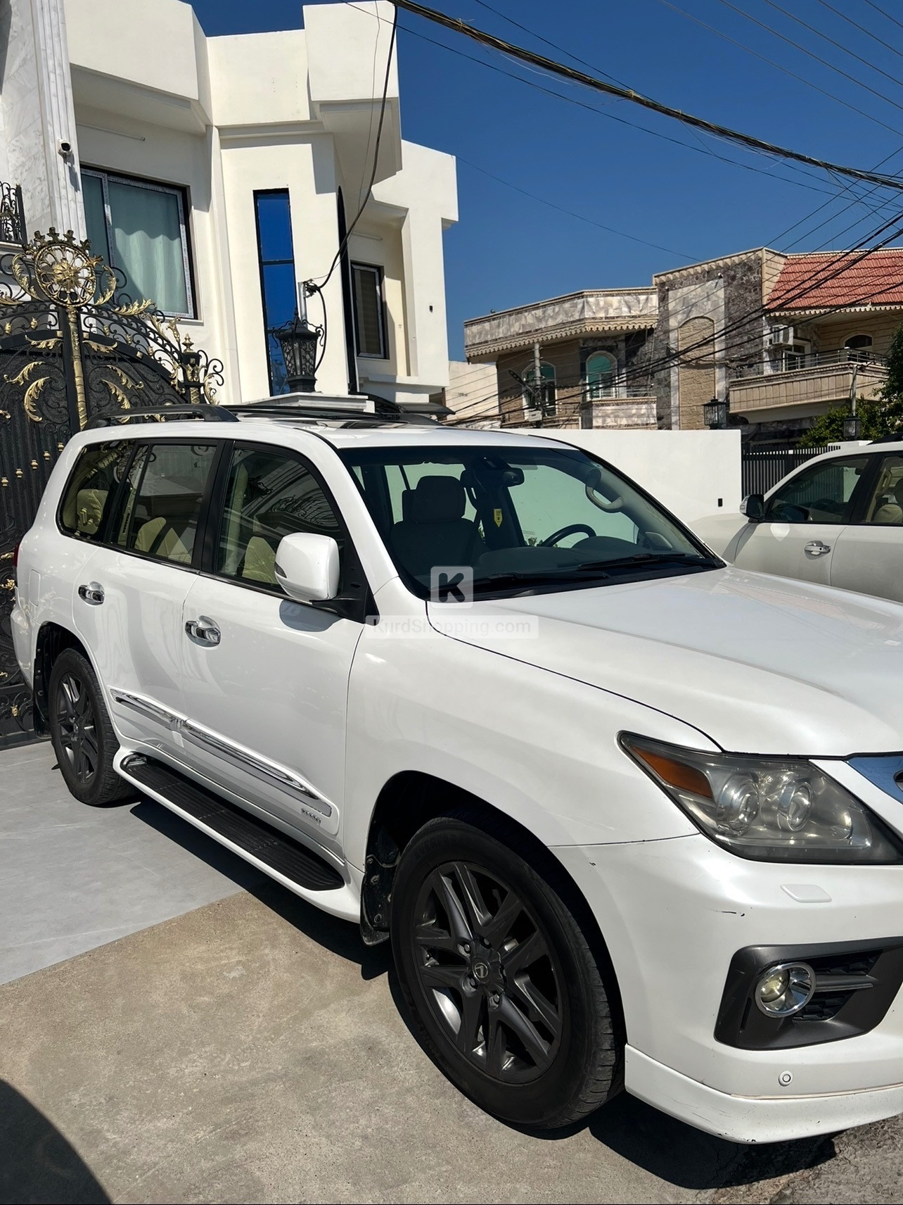 Lexus LX570 2013