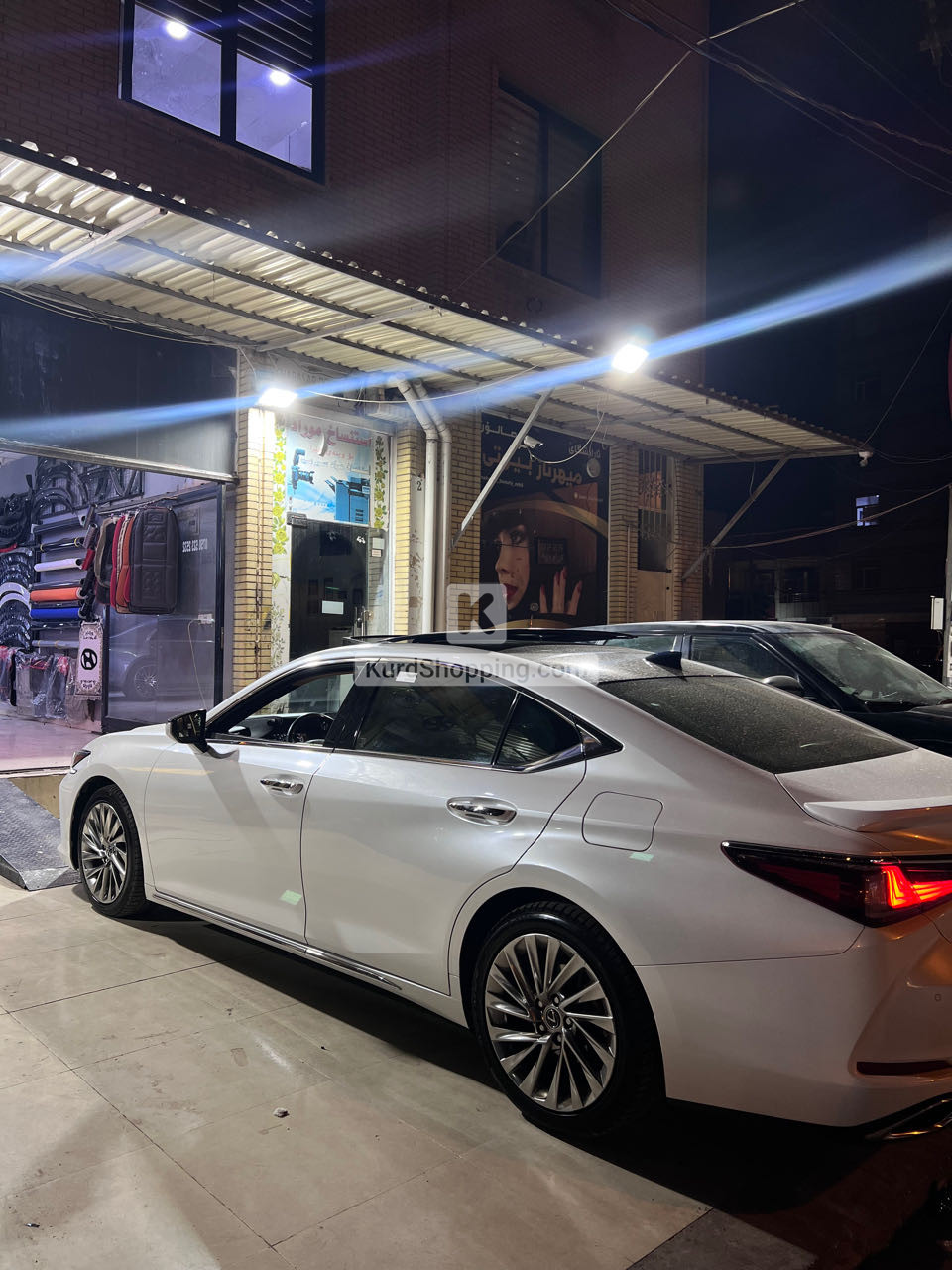 Lexus ES350 2023