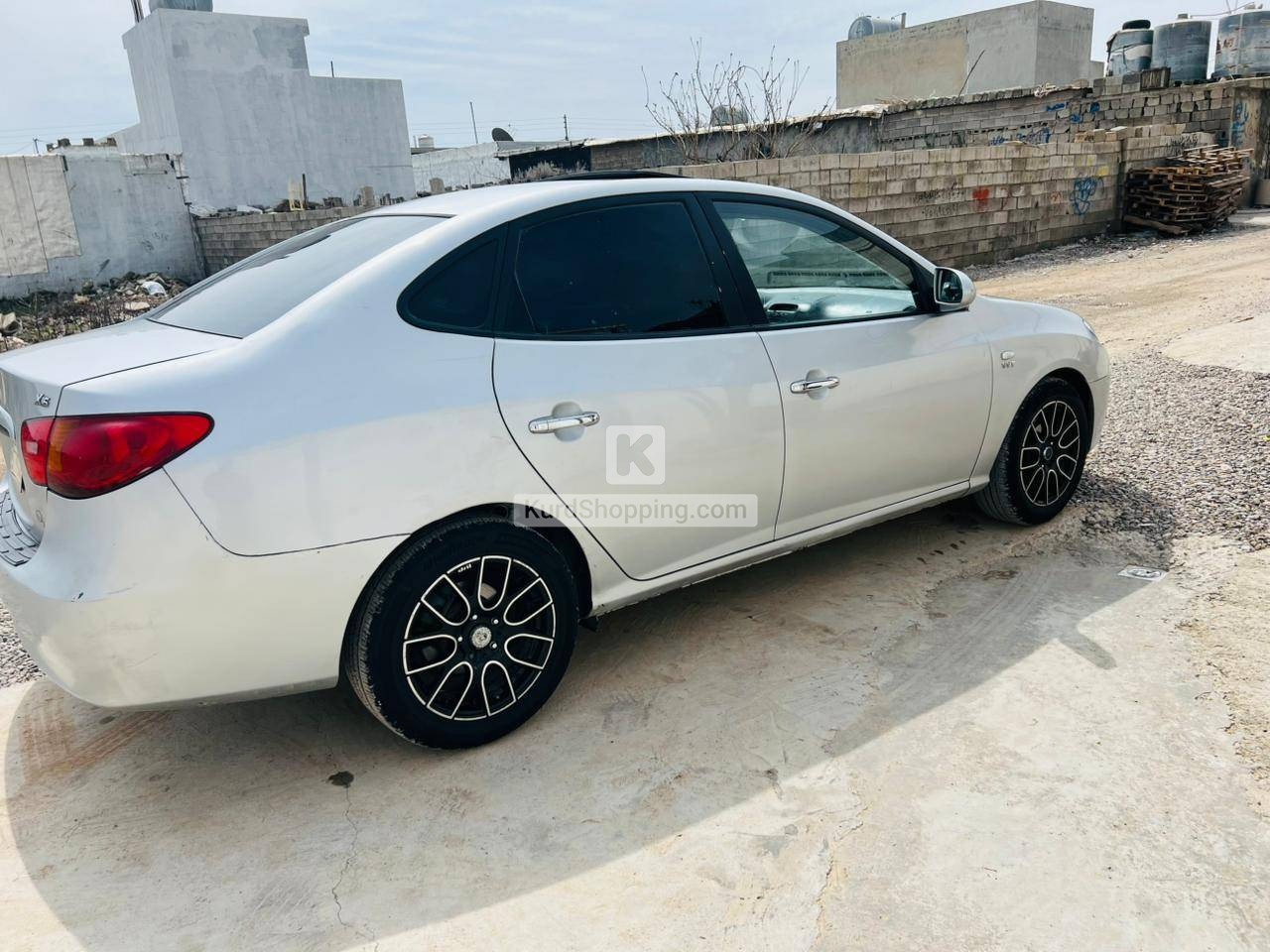 Hyundai Avante 2009
