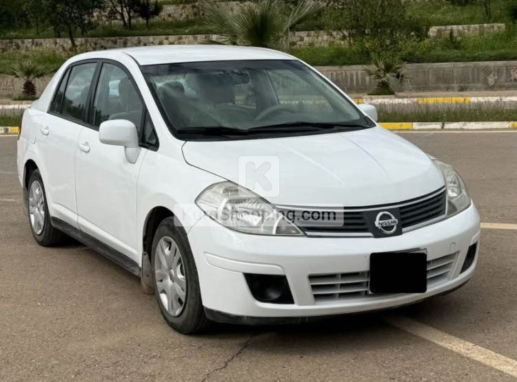 Nissan Tiida 2011