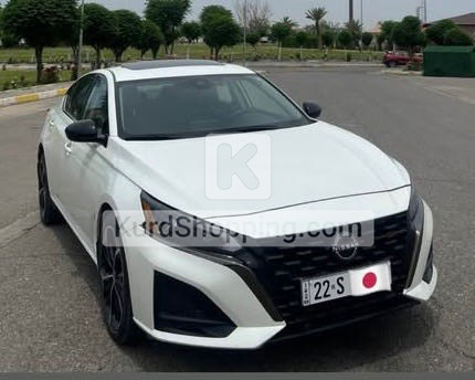 Nissan Altima 2023