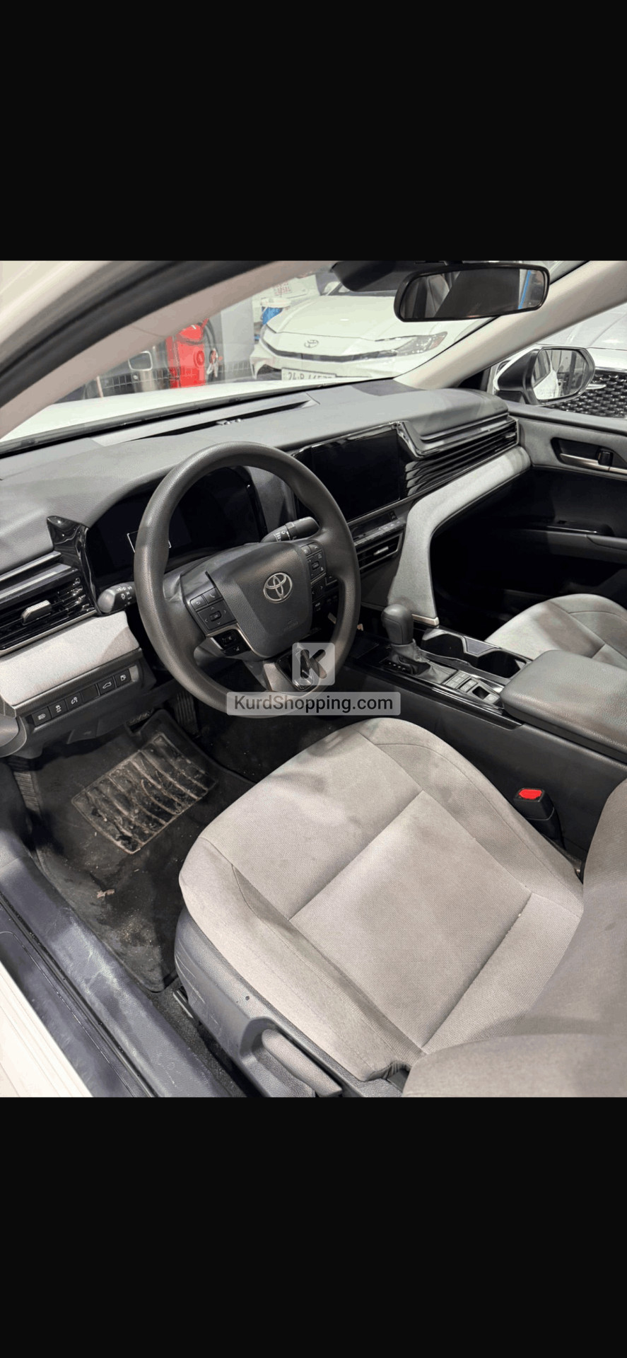 Toyota Camry 2025