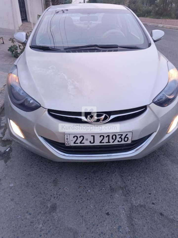 Hyundai Elantra 2012