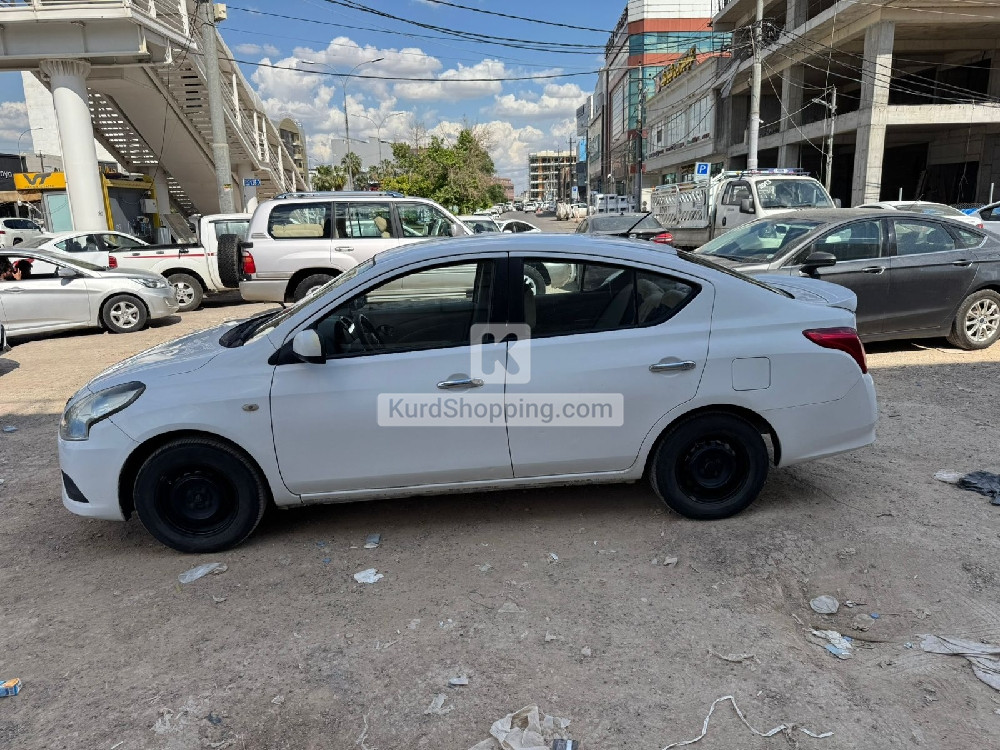 Nissan Sunny 2016